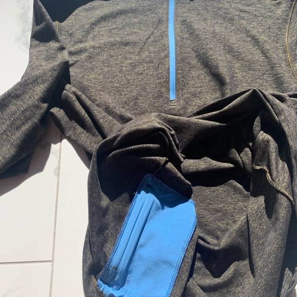 lululemon | men's | Surge Warm 1/2 Zip - Picture 9 of 9